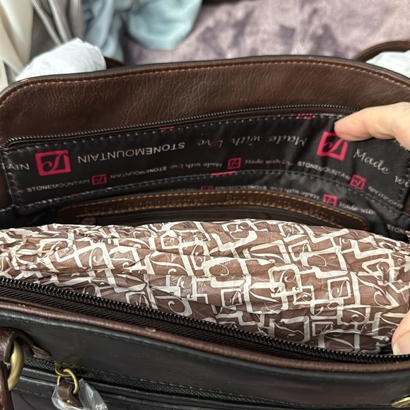 Stone Mountain Capri Leather Bag - Picture 6 of 6